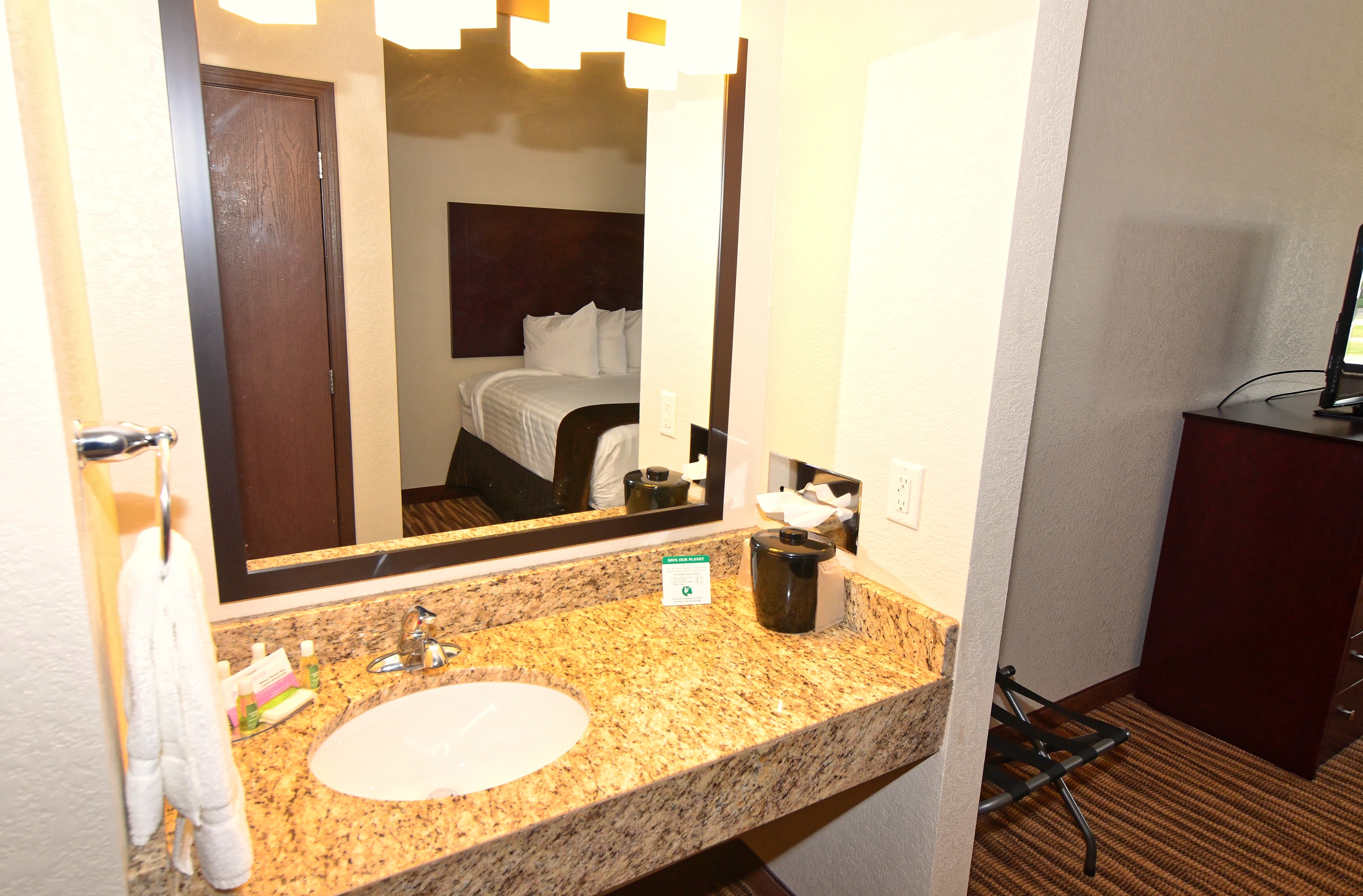Cobblestone Inn Suites Clarion 49/50