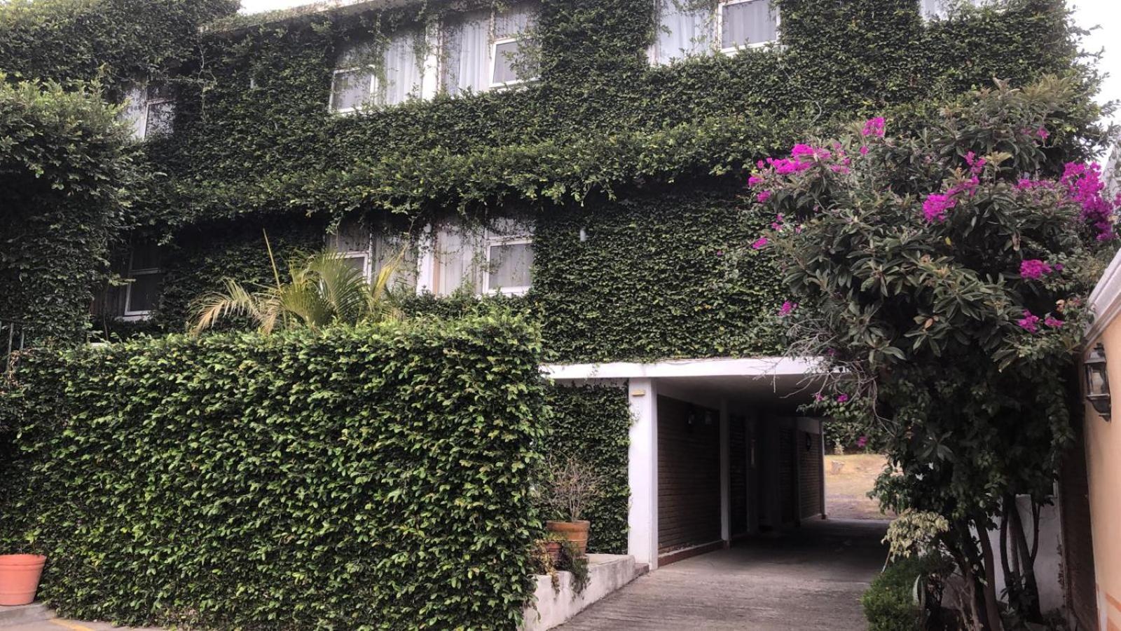 Hotel Mezvall 24/34