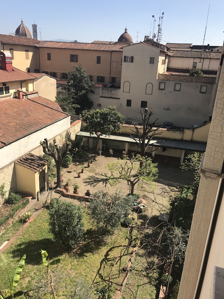 Palazzo Ognissanti 42/48