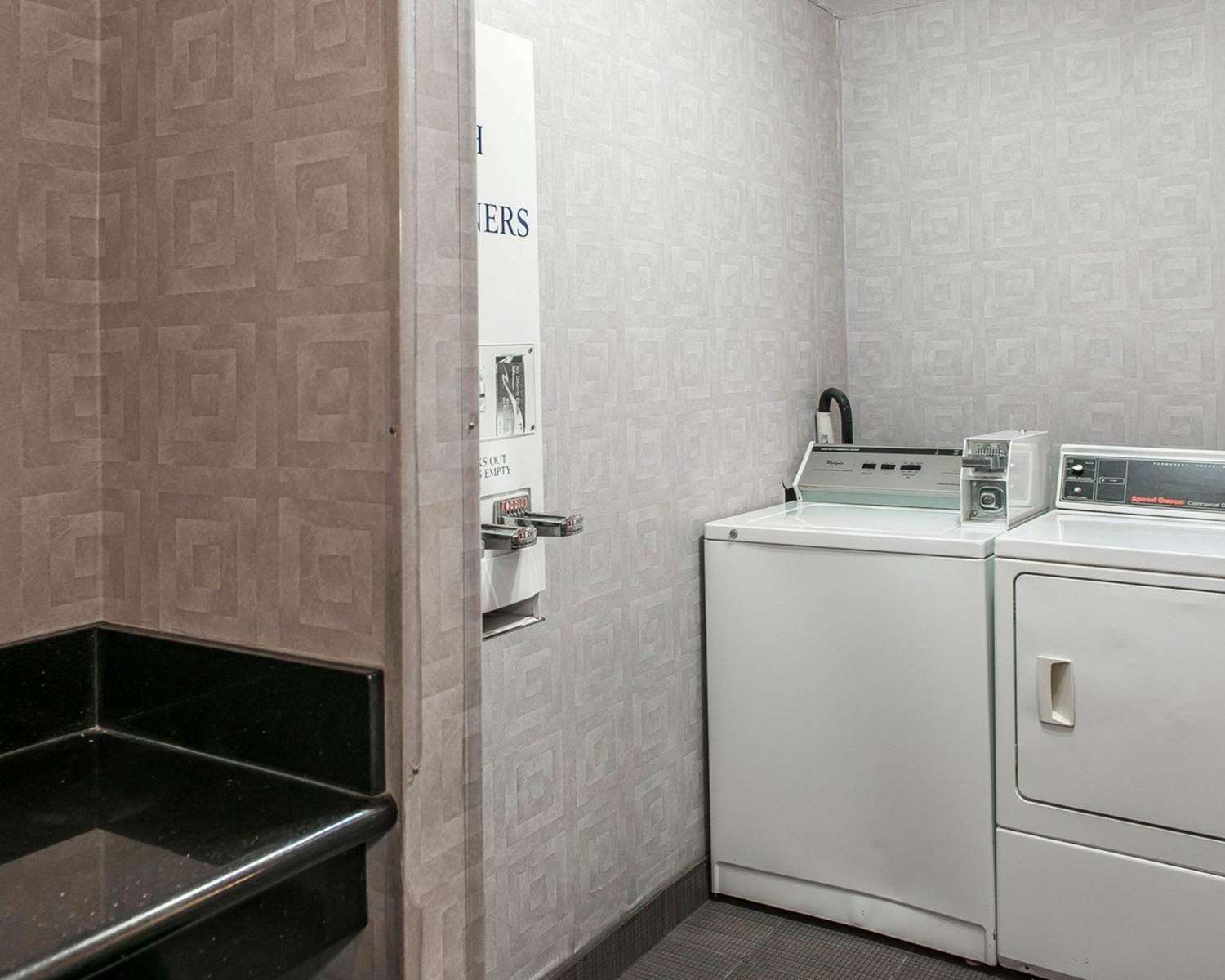 Quality Inn Terre Haute University Area 31/31