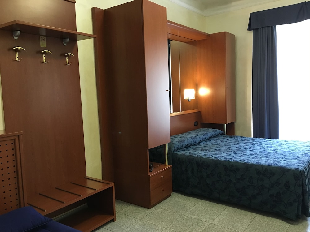 Hotel Aurora 17/38