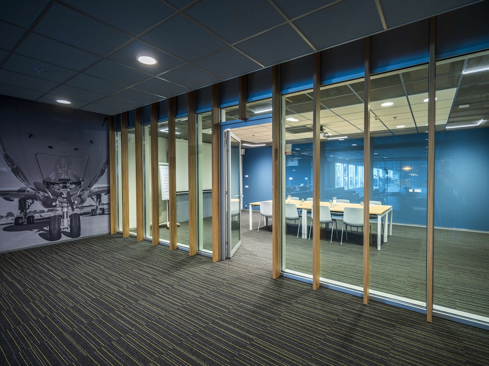 TULIP INN EINDHOVEN AIRPORT 24/38
