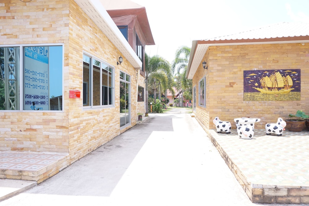 Paifha Beach Resort 7/45