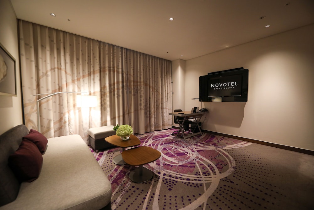 Novotel Ambassador Suwon 49/69