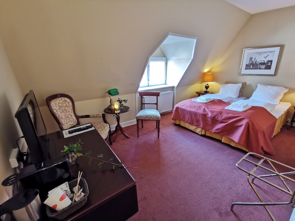 Hotel Dagmar 26/34
