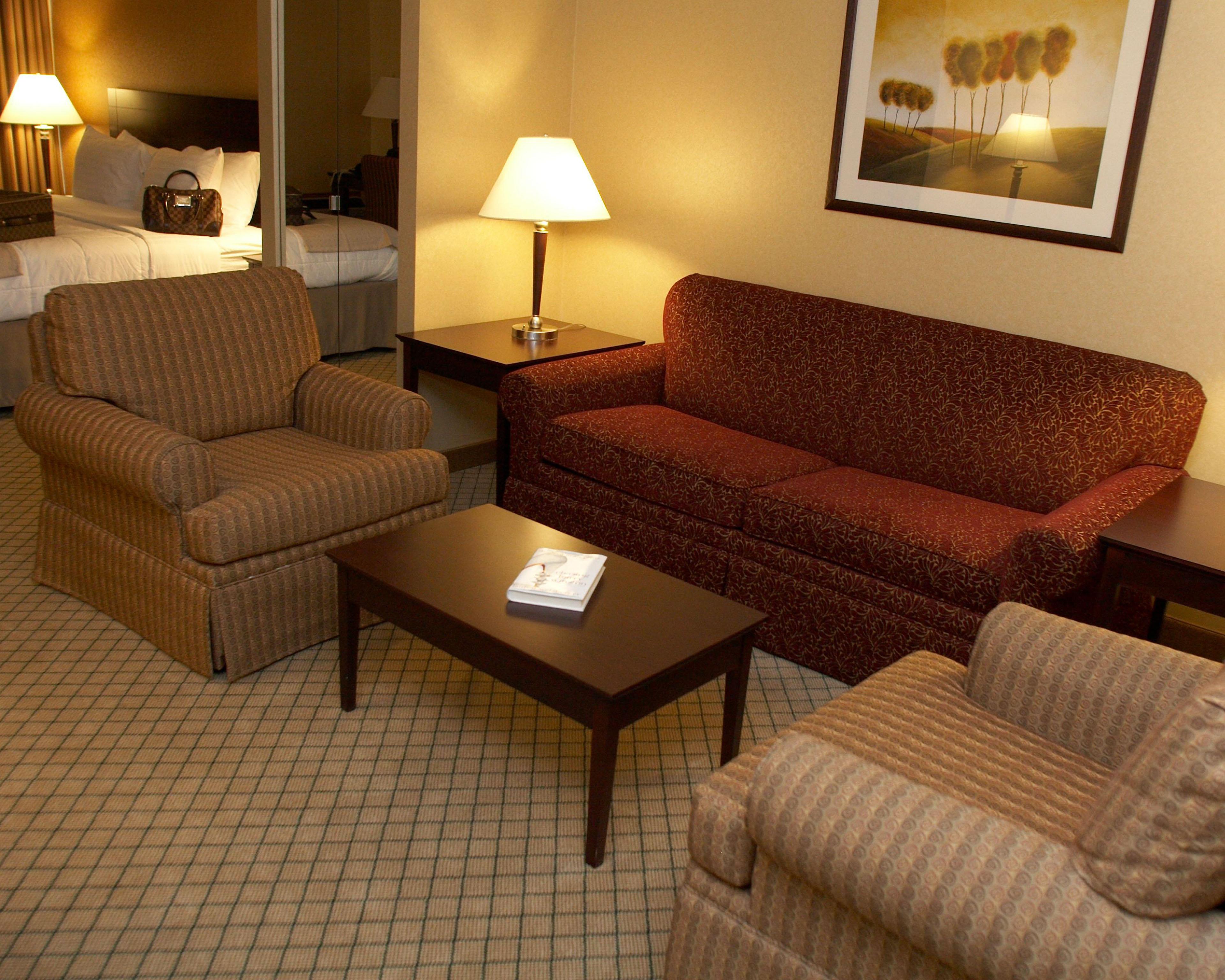 Armoni Inn and Suites 36/57