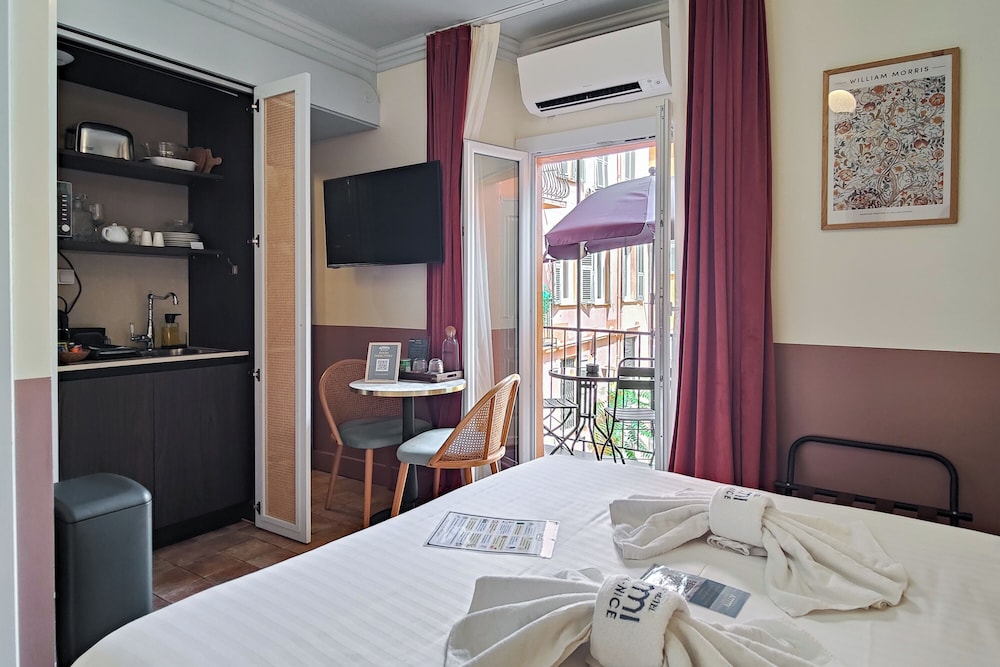 استوديو بشرفة، Hôtel Au Picardy 4/5