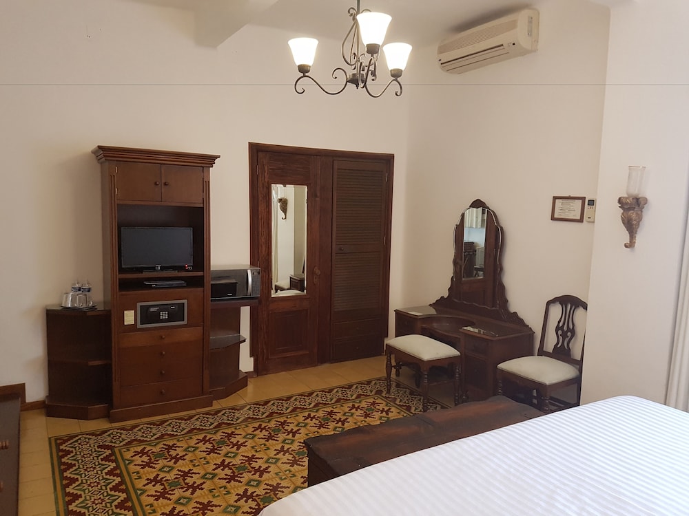 Hotel Mi Solar 43/68