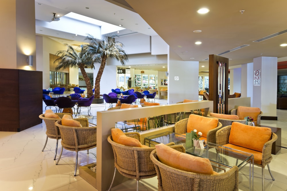 Limak Lara De Luxe Hotel and Resort 64/81