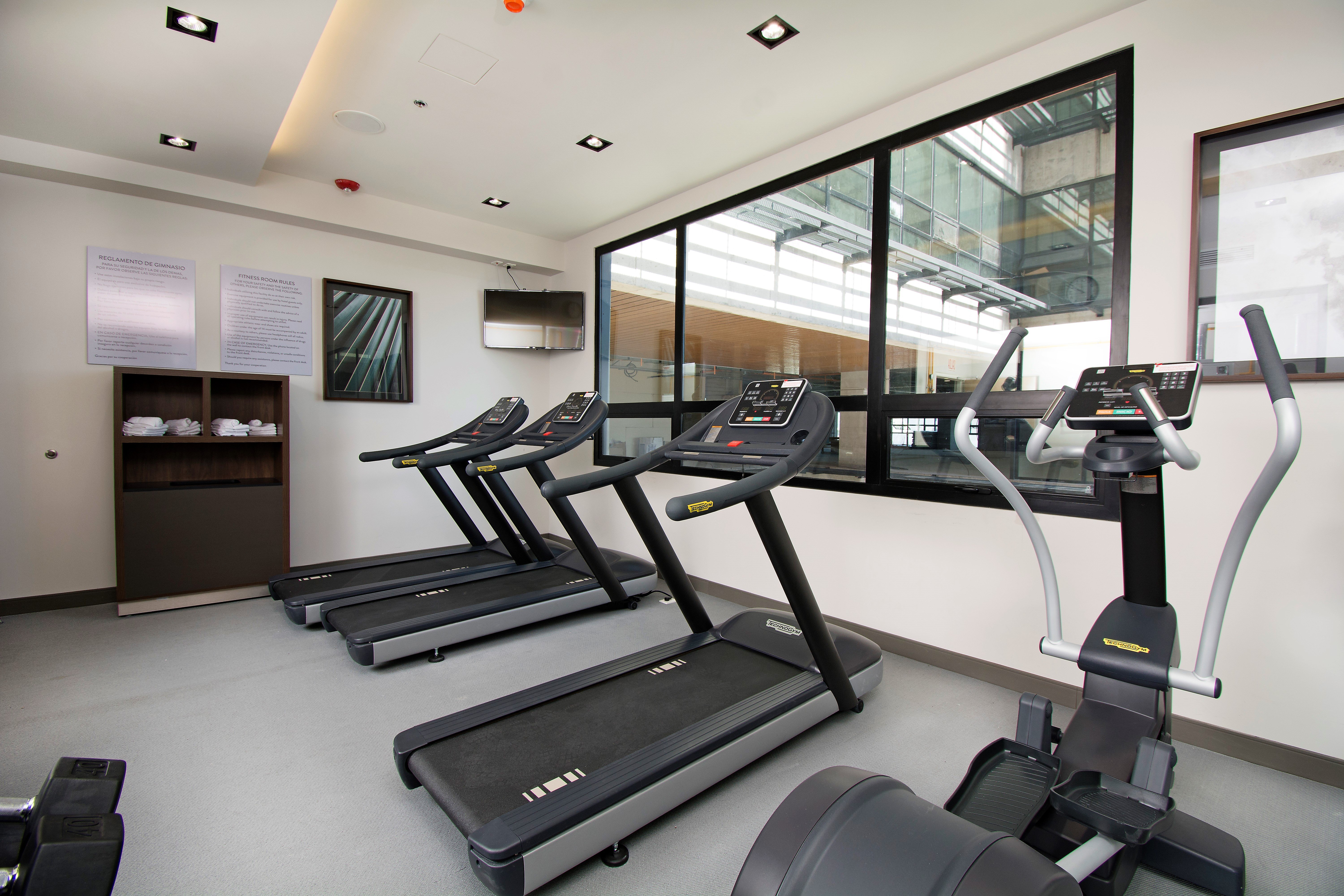 Staybridge Suites Guadalajara Novena 36/77