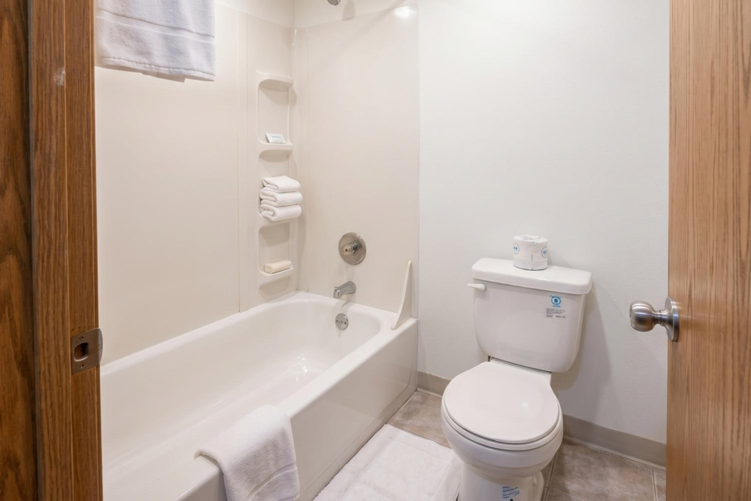 غرفة بسرير كوين، WAFIFE GuestHouse Fife 8/10