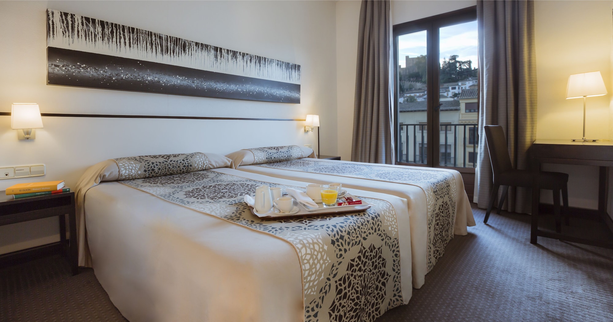 SUPERIOR, DOUBLE OR TWIN BED