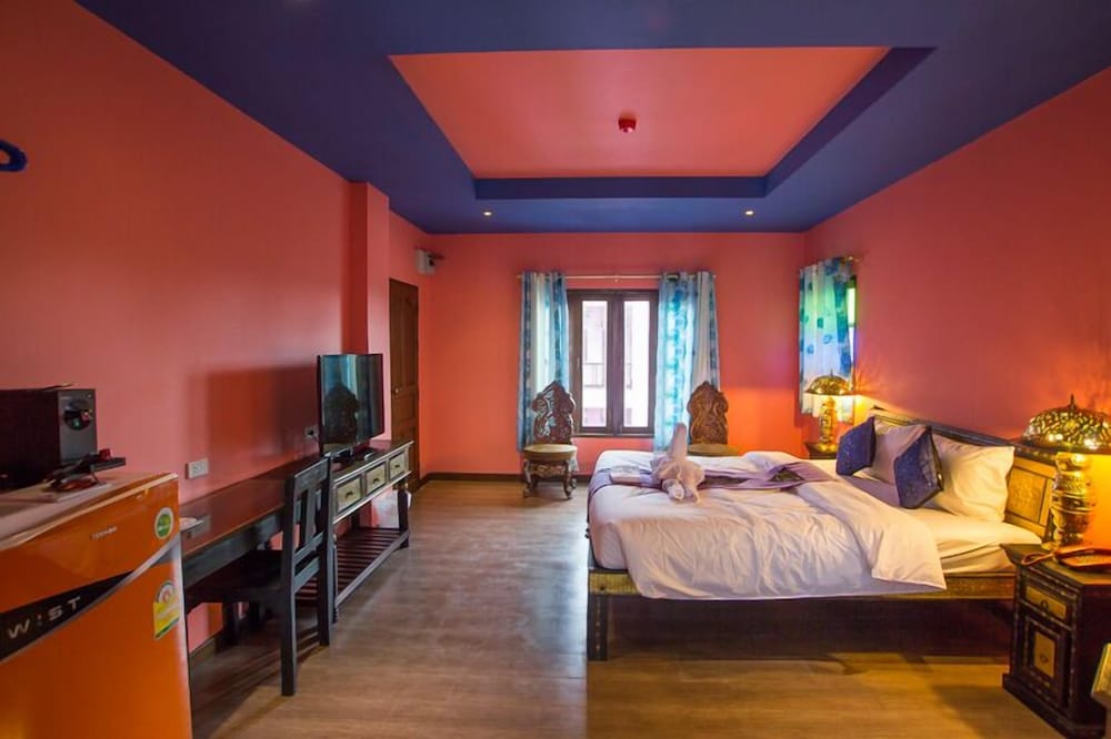 CHANGPUAK BOUTIQUE HOUSE 13/57