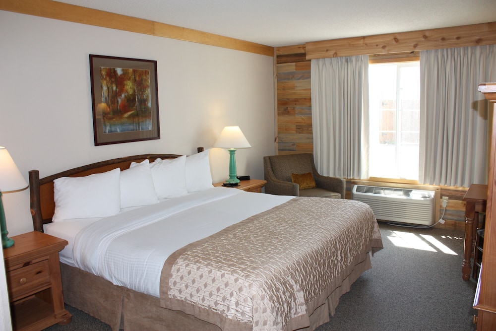 Flat Creek Inn And Suites 8/34