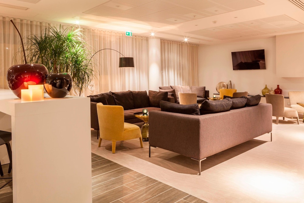 Ac Hotel Paris Le Bourget Airport 4/50