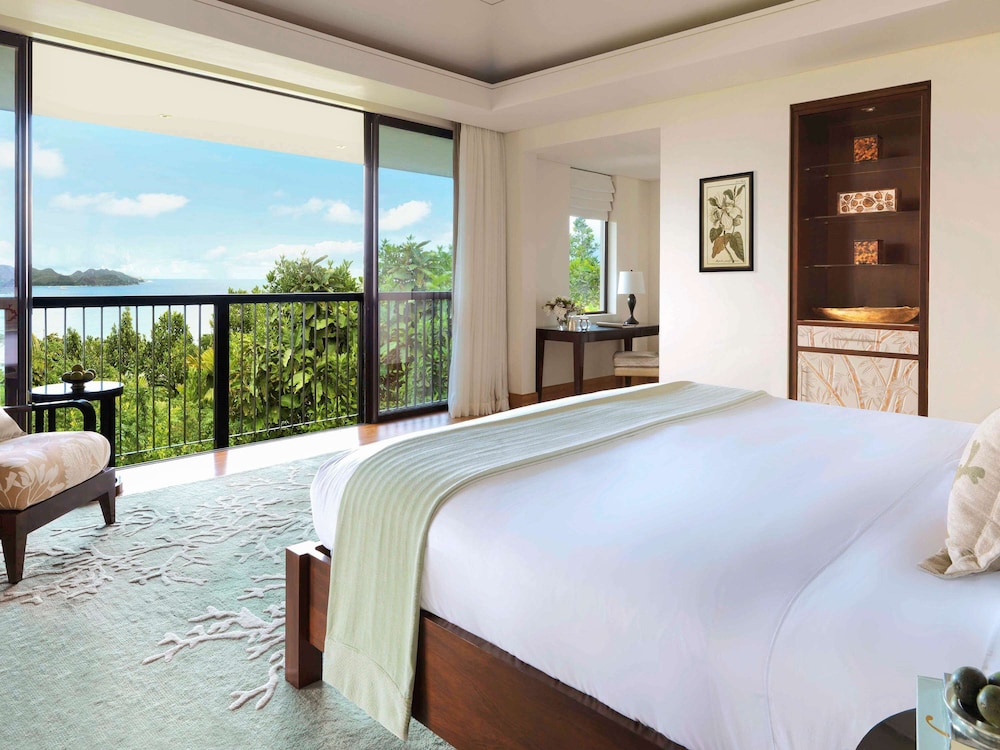 Raffles Seychelles 17/49