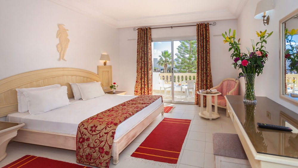 Hotel Zodiac 10/50