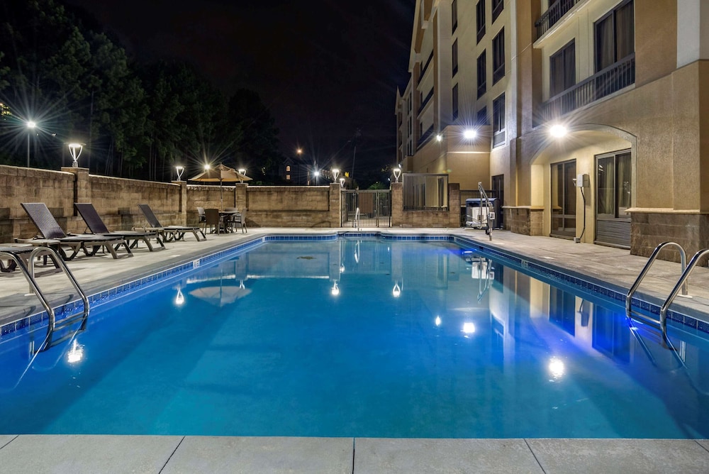 Comfort Inn Birmingham Homewood 11/27