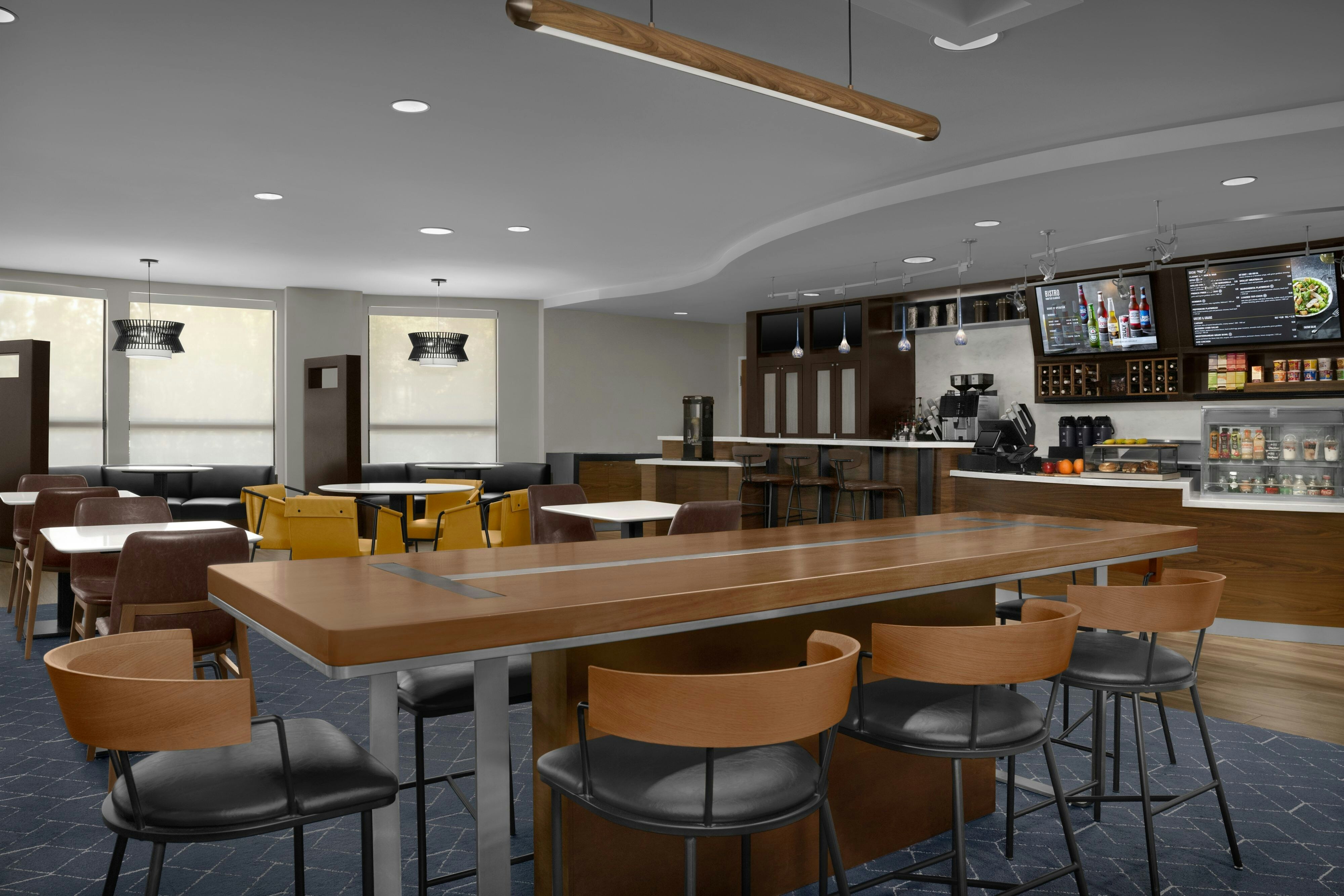 Courtyard By Marriott Blacksburg 23/39