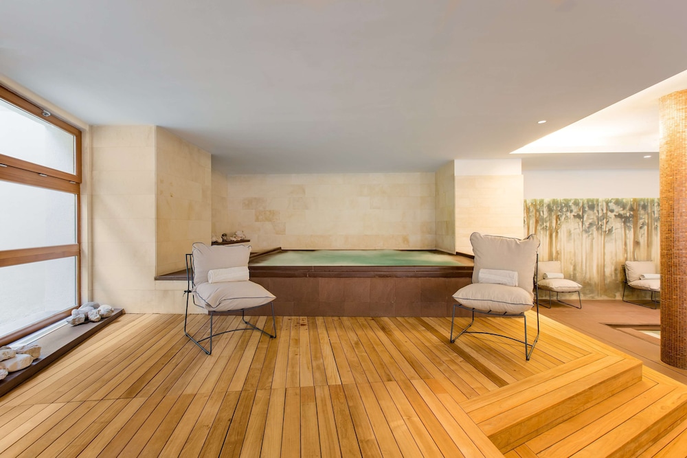 Grand Hotel Savoia Cortina d'Ampezzo, A Radisson Collection Hotel 35/70