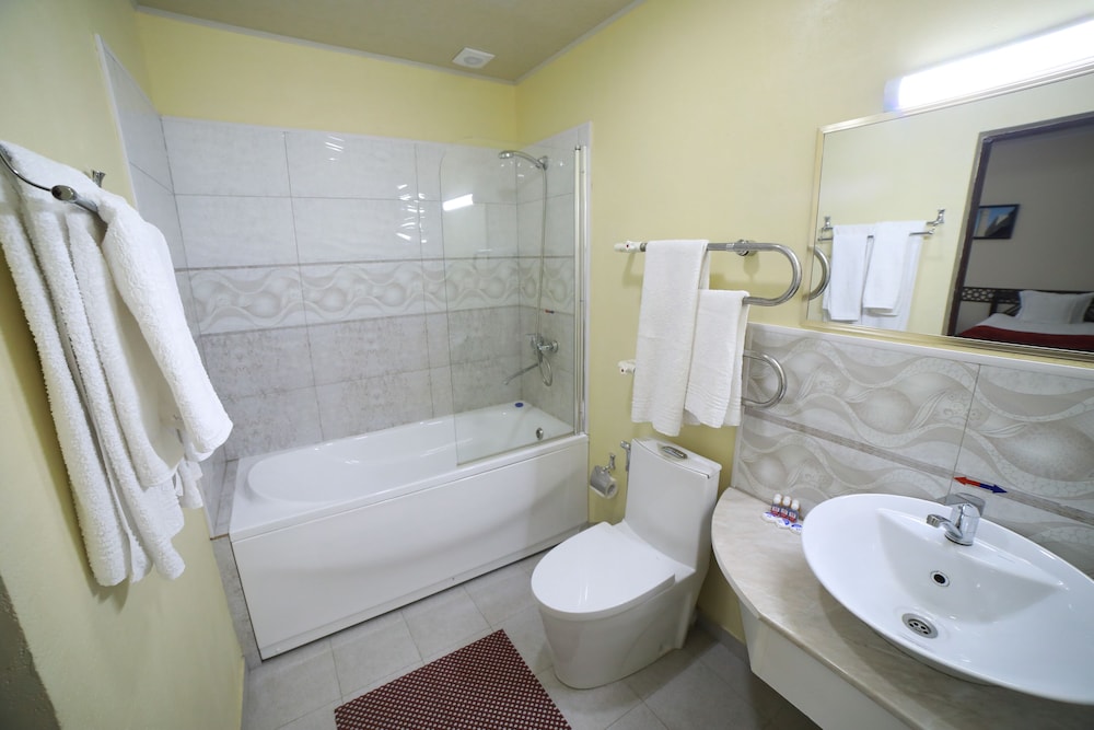 Arkanchi Hotel 43/48