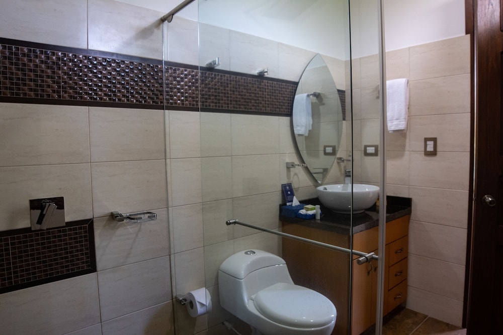 La Herencia Hotel 50/55