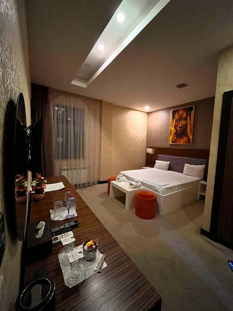 Hillmond Hotel Baku 36/61