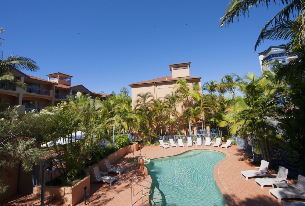 Bella Mare Beachside Apartments 7/77