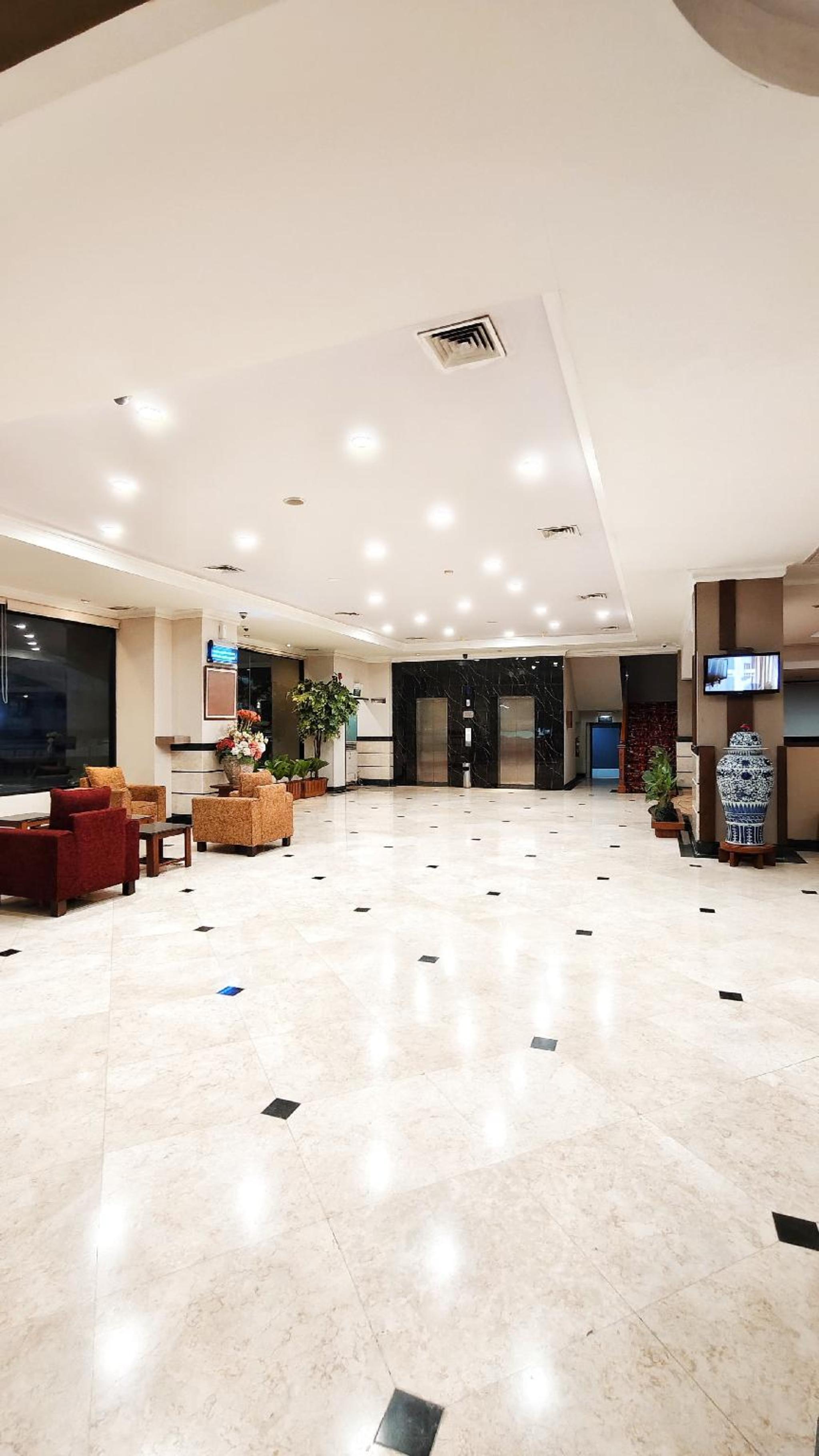 Royal Asia Palembang 26/27