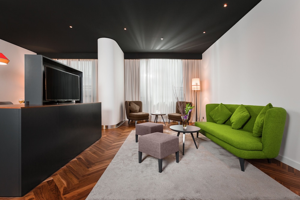 Crowne Plaza Podgorica by IHG 43/78