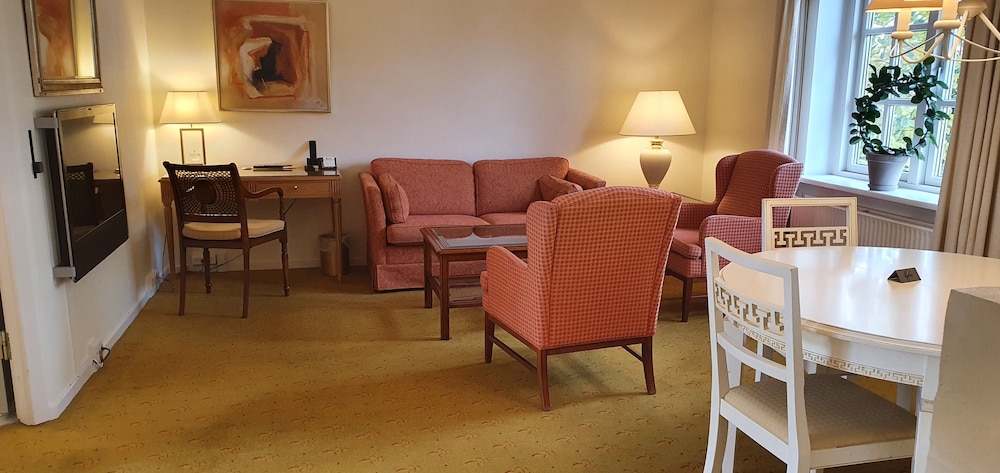 Hotel Knudsens Gaard 42/54
