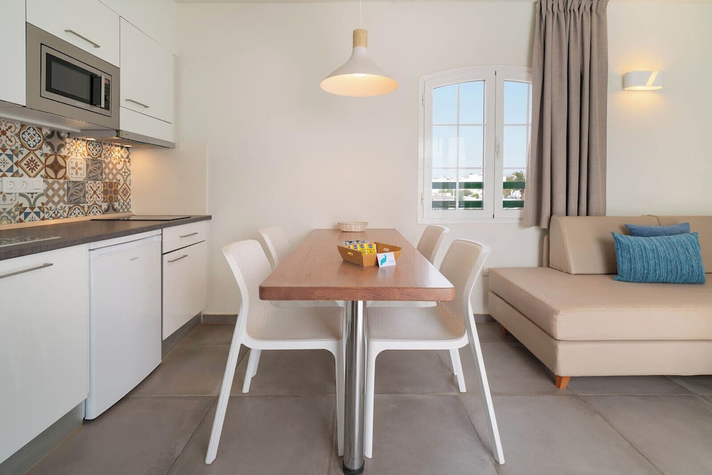 Celeste Apartments 36/55