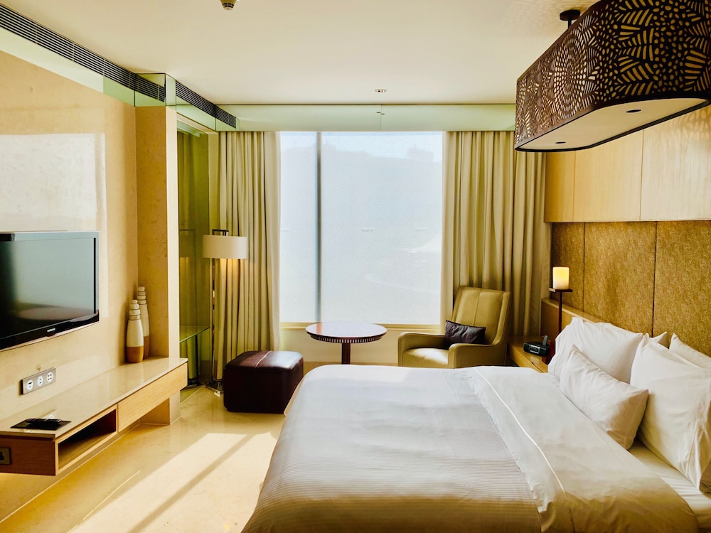 The Westin Gurgaon New Delhi 20/60