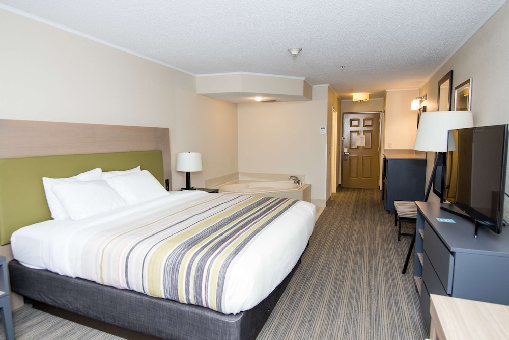 Country Inn Suites By Radisson Lehighton Jim Thorpe Pa 9/34