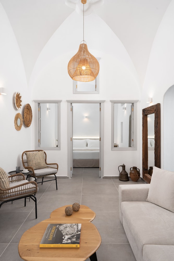Kastro Mansion 26/50