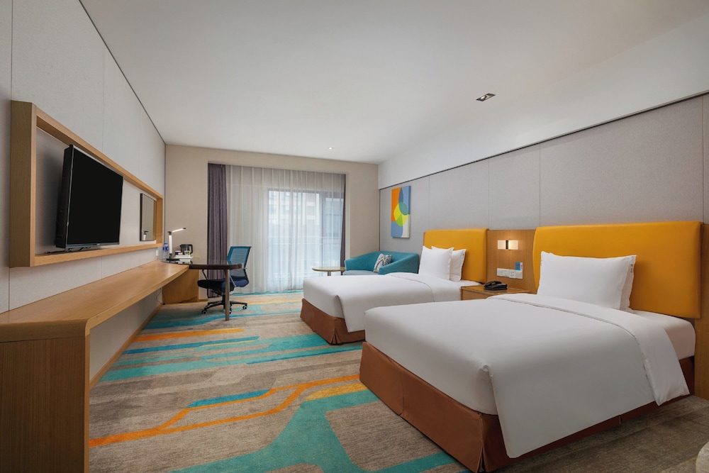 Standard, Twin Beds, Extra Floor Space