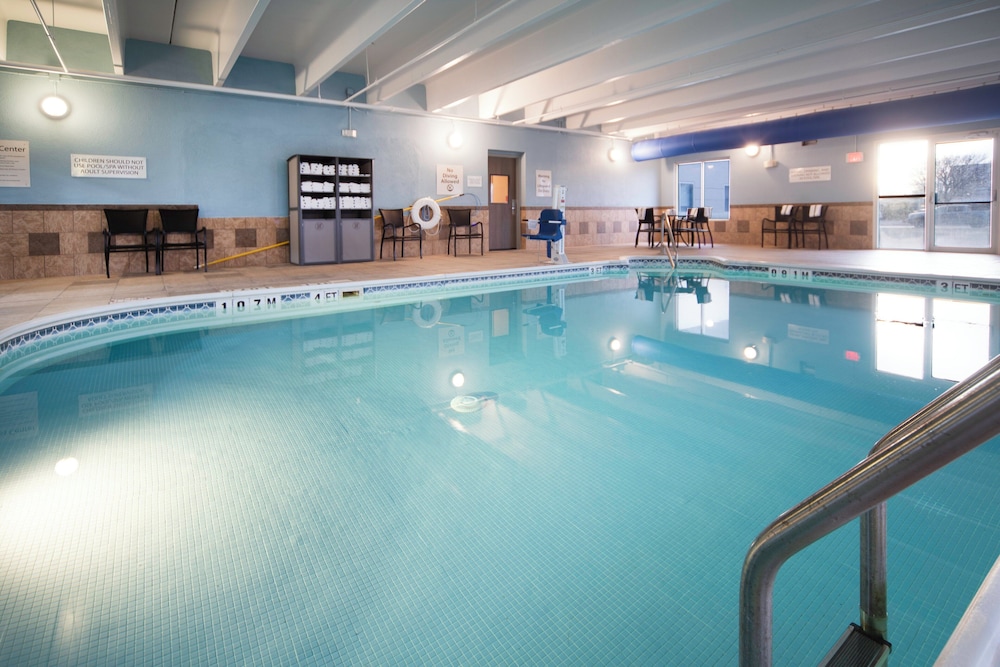 swimming pool spa