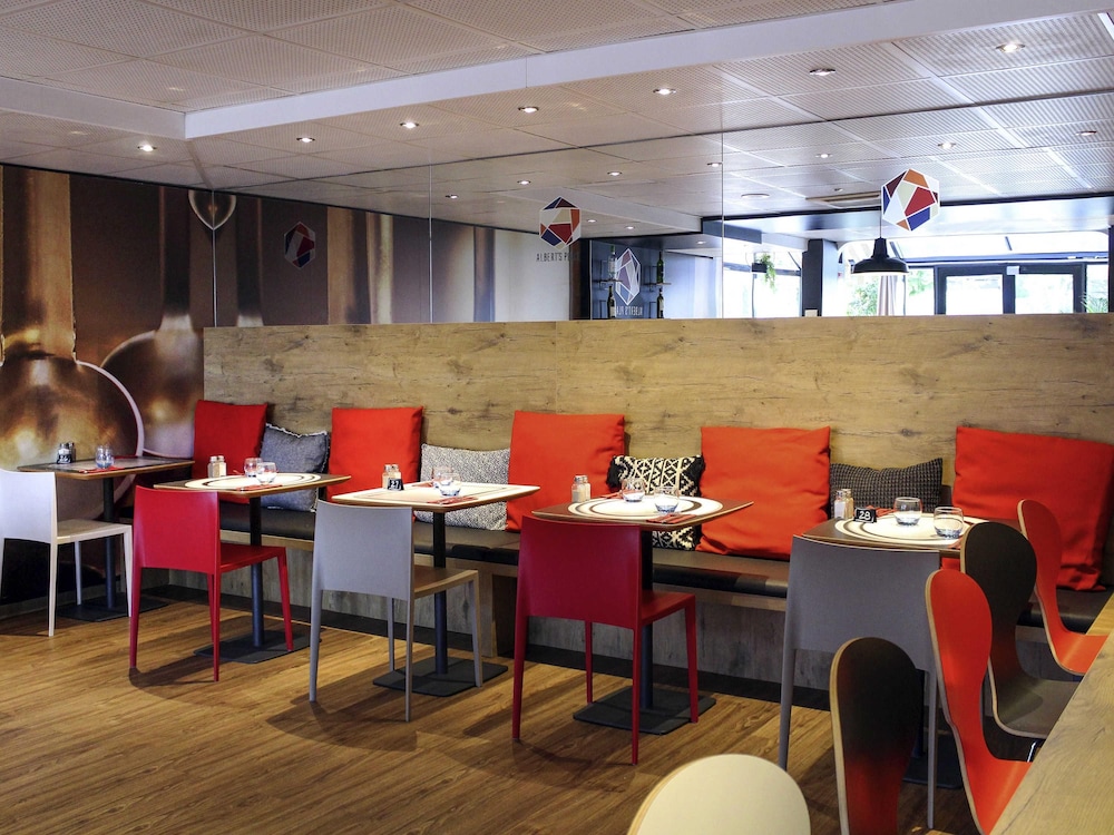 ibis Paris Gennevilliers 50/76