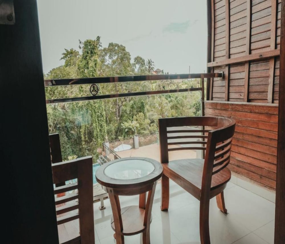 Sekar Arum Riverside Resort 35/45