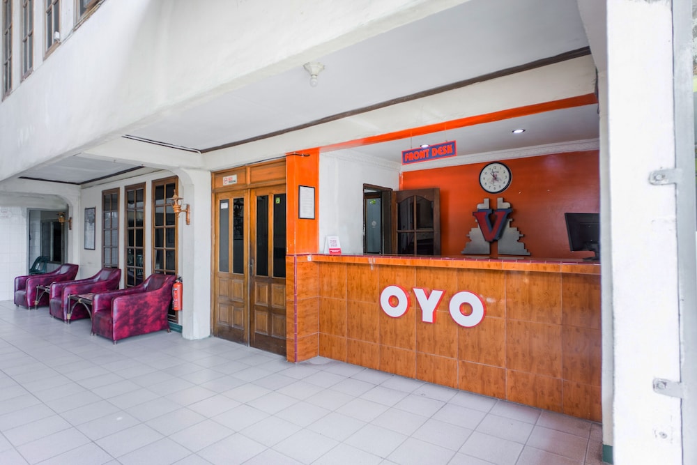 OYO 2180 Vina Vira Hotel 2/31
