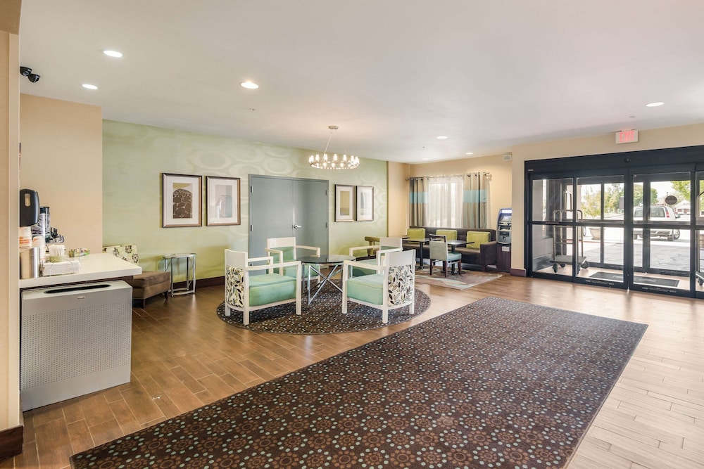 Quality Inn & Suites Quincy - Downtown 29/45