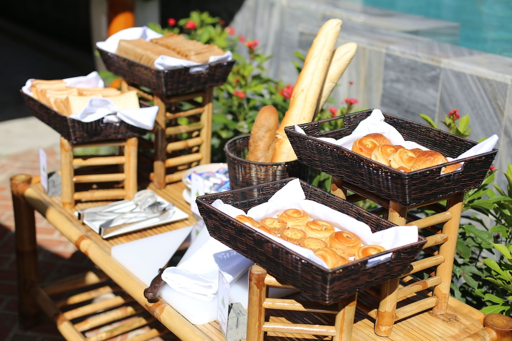Aira Boutique Hoi An 53/67