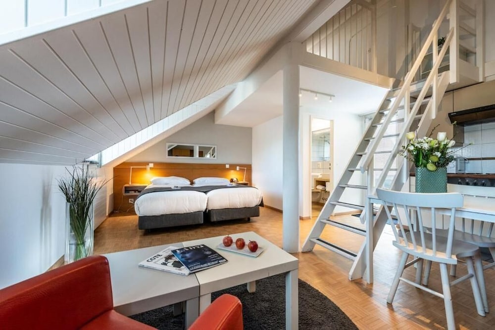 Des Alpes Hotel 32/48