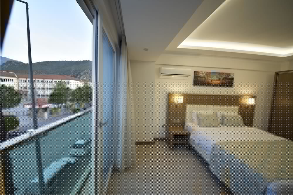 Yeniceri City Hotel 16/29
