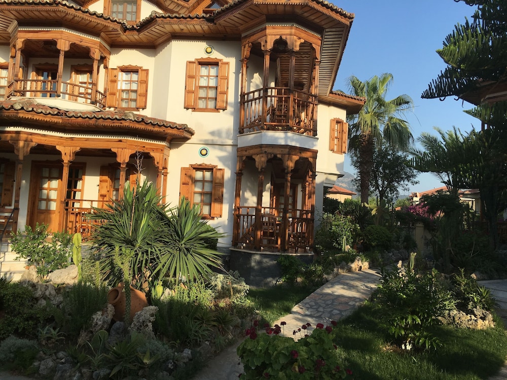 Asur Hotel & Aparts & Villas 2/50