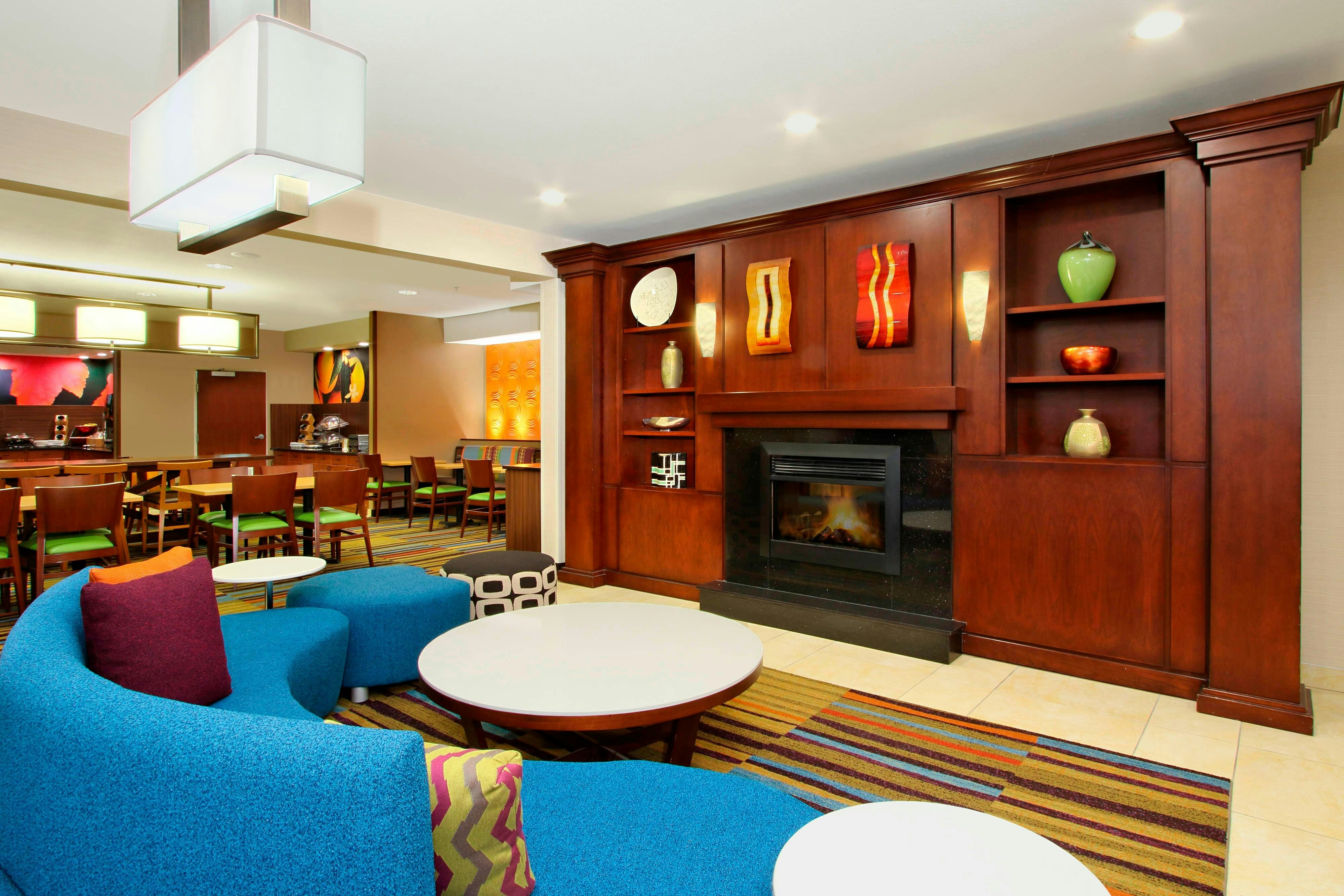Fairfield Inn Suites By Marriott Colorado Springs South 4/10