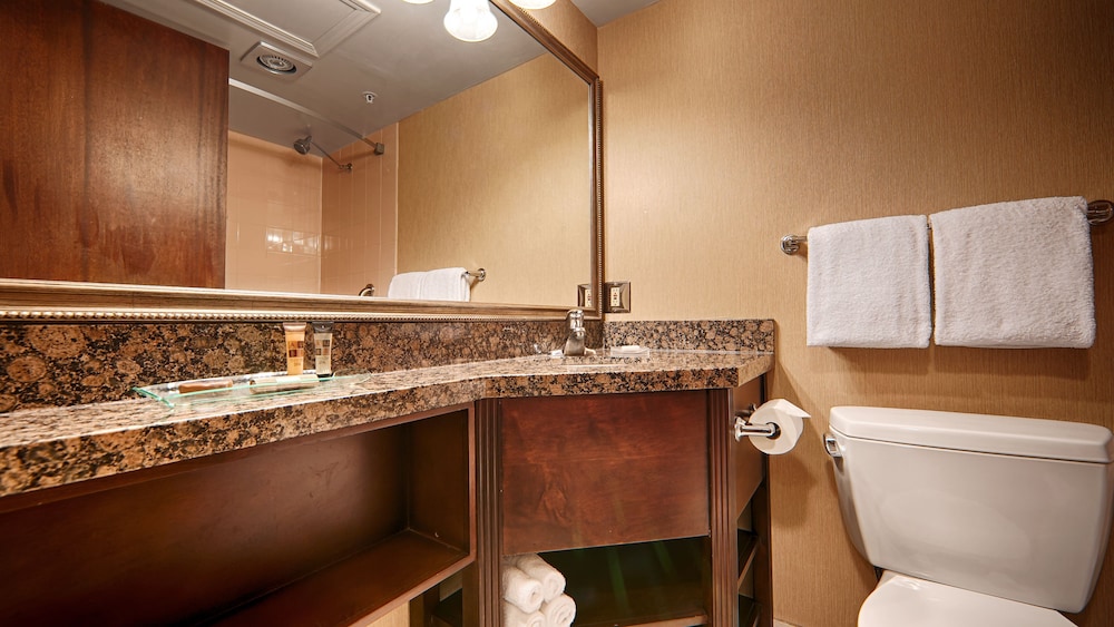 Prestige Vernon Lodge And Conference Centre 23/75