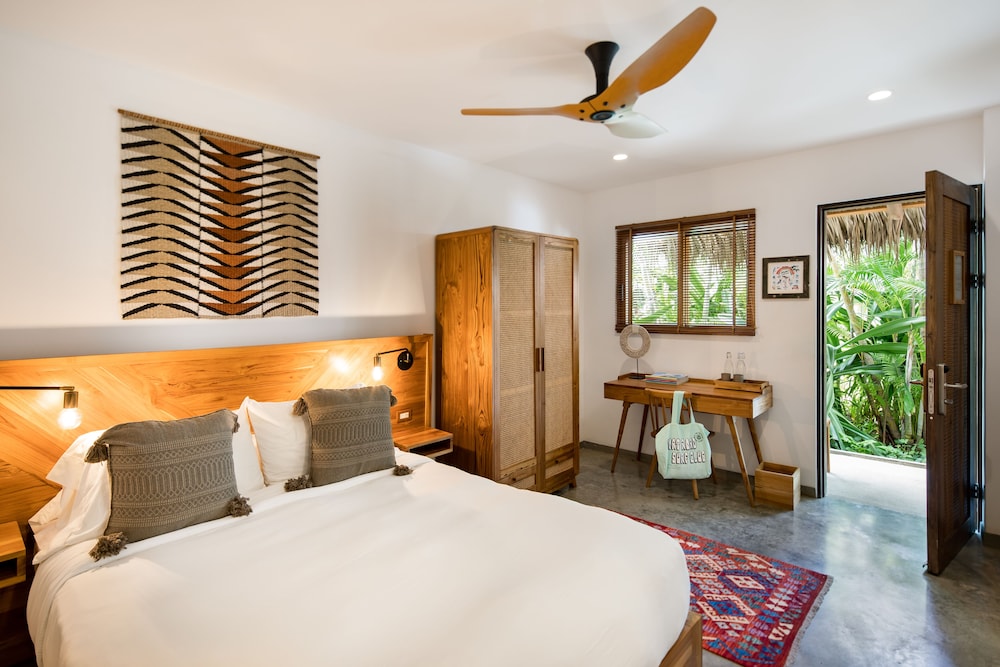 The Nomadic Hotel 15/50