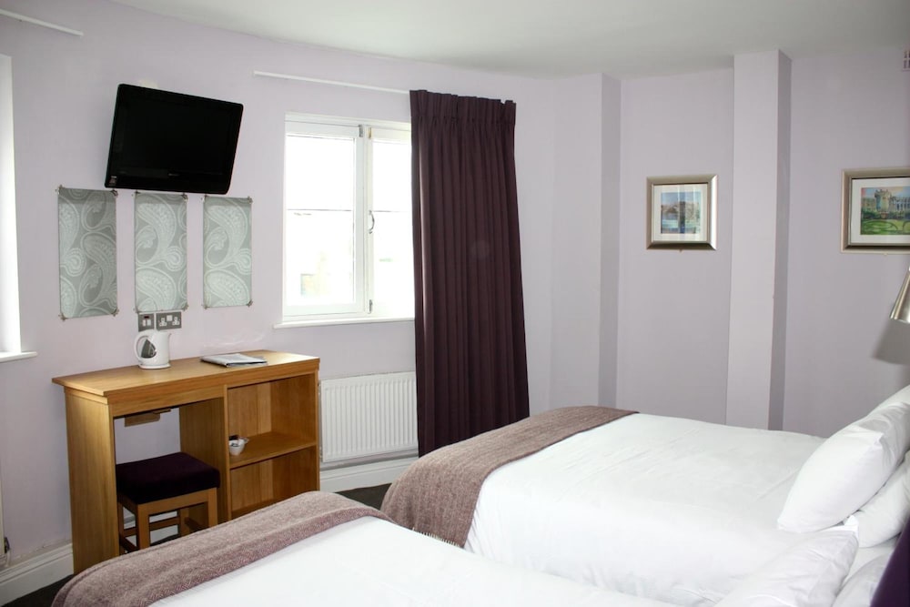 Room, Twin Beds