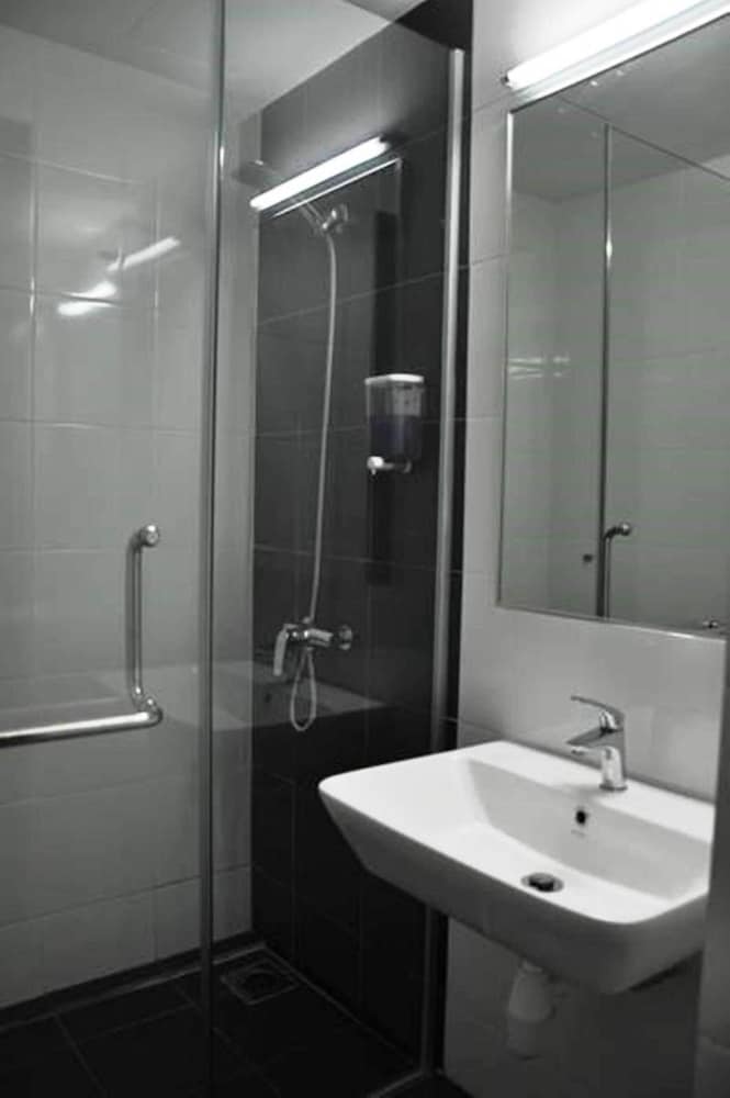 Temasek Hotel Melaka 53/54